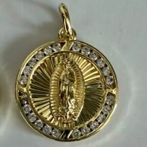 Medalla Virgen de Guadalupe Redonda Grande Piedras Oro Laminado